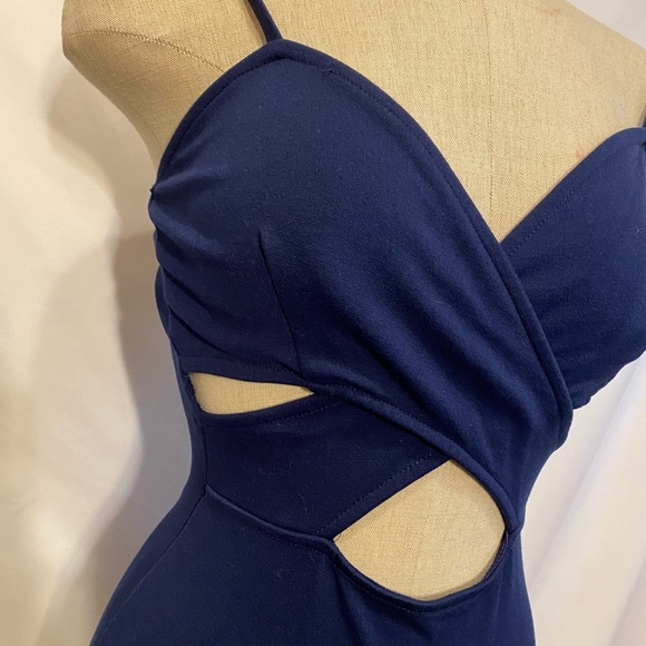 Brand: Privy  small navy blue dress - Picture 3 of 8